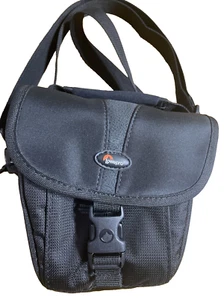Lowepro Camera Padded Camera Case Shoulder Strap Handle Front Pocket Belt Loop - Picture 1 of 7