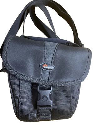 Lowepro Camera Padded Camera Case Shoulder Strap Handle Front Pocket Belt Loop - Image 1 of 4