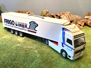 Roco LKW Kühlzug Sattelauflieger Spedition Frigo Liner Volvo Zugmaschine 1:87 - Bild 1 von 3