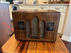 DETROLA TABLE RADIO, ART DECO SUPER RARE!!! - Picture 1 of 13