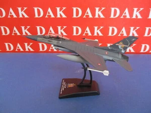 Die cast 1/100 Modellino Aereo Aircraft F-16A ADF 5 Stormo Last Scramble 2010 - Foto 1 di 6