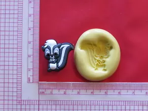 Baby Skunk Silicone Mold A912 Candy Chocolate Fondant Miniature Baby Shower - Picture 1 of 1
