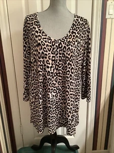 Chico’s Size 3 X-Large Animal Print 3/4 Sleeve tunic V Neck - Picture 1 of 11