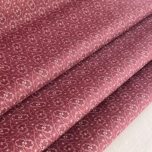 Tela Floral Calicó Estampado Antiguo Bayas 100% Algodón 44" Ancho - Se Vende por Yarda - Imagen 1 de 3