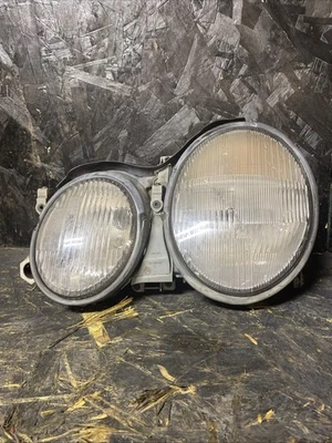 1998 - 2003 Mercedes Clk320 Clk430 C208 lâmpada de farol halogênio lado esquerdo Lh fabricante de equipamento original - Imagem 1 de 4