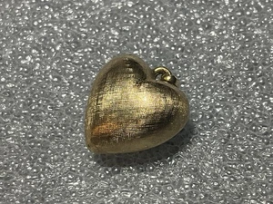 14k Gelbgold TEXTURIERT Geschwollen Herz Design Anhänger/Charm 1,9 gr KOSTENLOSER VERSAND - Bild 1 von 7