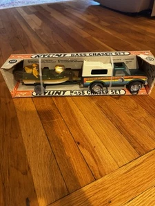 Vintage Nylint Bass Chaser Set 8240 Striped Ford Ranger Truck & Fishing Boat NEW - Picture 1 of 16
