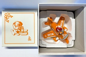 The Danbury Mint 2005 Tennessee Volunteer Victory Plane Christmas Ornament - Picture 1 of 7
