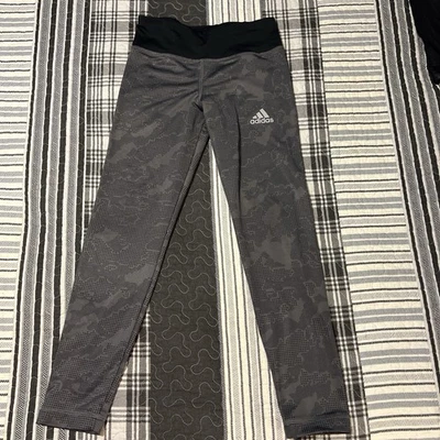 adidas Women's Leggings Size Small - Image 1 of 4