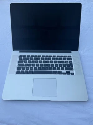 Apple MacBook Pro 15" mi 2015 Dual Graphics A1398 EMC 2910 Ecran HS - Photo 1/4