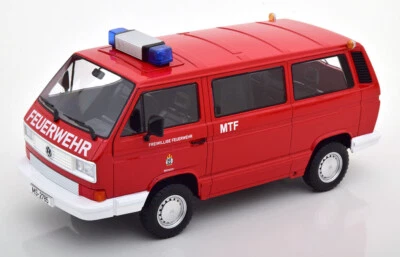 New KK-SCALE VOLKSWAGEN T3 FEUERWEHR 1987 1:18 Model Car RED KKDC180966 KidBX - Image 1 of 4