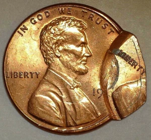 3 Errors-Lincoln 1c DS 70% OC, Chain Struck, Oval Indented on 2nd Struck Lot 392 - Picture 1 of 2