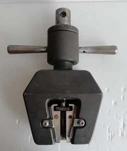 Empuñadura de acción Instron Wedge (#1) - Imagen 1 de 7