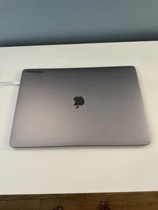 2019 Apple MacBook Pro 16”, Spares Only/Liquid Damage - Afbeelding 1 van 9