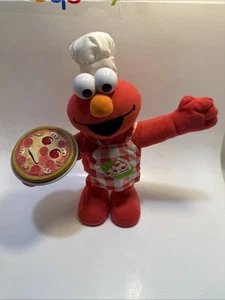 Peluche Singing Pizza Elmo Chef 13” Animato Sesame Street 2006 Fisher-Price - Foto 1 di 8