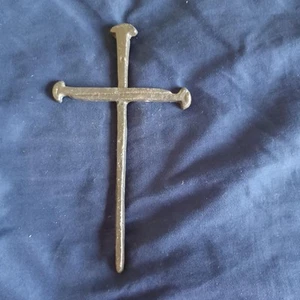4 1/2" X 8" Metal Religion Jesus God Decorative Wall Art Hanging Nail Cross - Picture 1 of 2