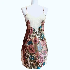 90s Victoria's Secret Gold Label Satin Lace Chemise Nightie Floral S/M Coquette - Picture 1 of 7