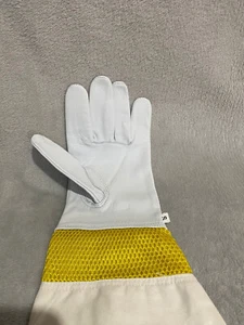 Beekeeping Gloves - Goat skin bee gloves with long sleeve gauntlets - Picture 1 of 2