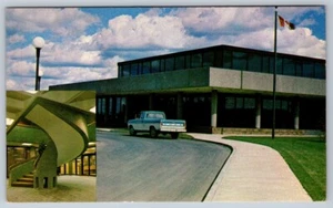 Thompson City Hall Manitoba, Ford Pickup Truck, 1973 Postcard, CDS Cancel - Picture 1 of 2