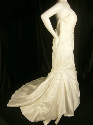 Enzoani Beautiful Wedding Dress 12 Ivory  Satin Strapless Draping Elegant Gown - Image 1 of 4