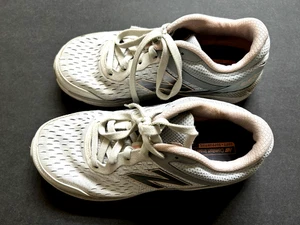 New Balance 847 V4 pink blau & weiß gebraucht Damengröße 9W Sportschuhe - Bild 1 von 16