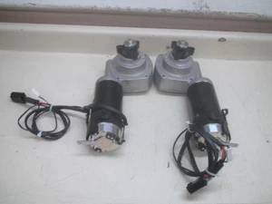 Pair Of Permobil 330719 / 330834 Power Wheelchair L/R Drive Units / Motors - Picture 1 of 9