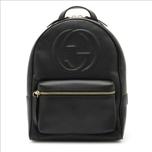mochila negra gucci mujer