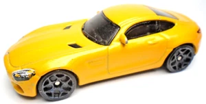 2017 HOT WHEELS '15 MERCEDES AMG GT HW EXOTICS YELLOW ORANGE 2 3/4" DIECAST CAR - Picture 1 of 6