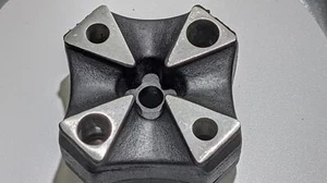 ROLLS ROYCE SILVER SHADOW II STEERING COLUMN LOWER FLEX JOINT COUPLING UR23270 - Picture 1 of 3