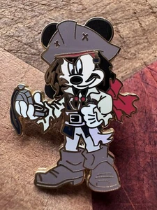 Walt Disney 2009 Pirate's of the Caribbean Mickey Jack Sparrow PIN - Picture 1 of 4