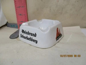 TATTAU PORCELAIN ASHTRAY , WEINBRAND SCHARLACHBERG - BRANDY FROM SCHARLACHBERG - Picture 1 of 3
