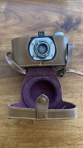 1940's Argus 35mm Film Camera f/4.5 Anastigmat Lens With Case - Picture 1 of 12