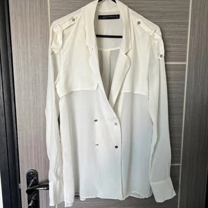 WOMENS ZARA CHIFFON EFFECT BLOUSE COLOUR CREAM/OF WHITE SIZE EUR L - Picture 1 of 3