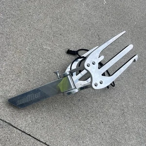 Malibu Boat - Spinning Wakeboard Rack - G3 G4 - Tower Silver - Left - NO MOUNT - Picture 1 of 14
