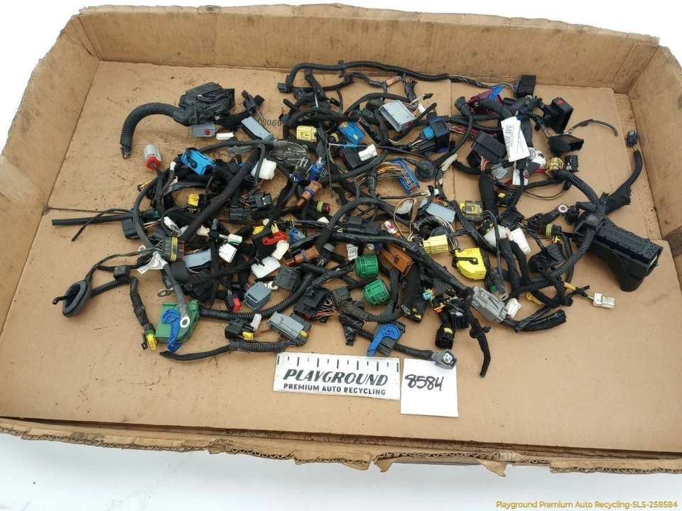 Coleta cableado vehículo Fiat 500 Abarth se adapta a 2012 2013 2014 2015 2016 2017 Foto 1 de 4