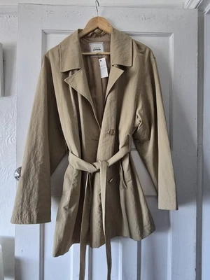 Ladies Trench Coat Size M - Image 1 of 3