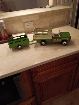 Vintage Nylint Green Stakebed Flat Bed Farm  Pickup Truck Trailer  Nice - Image 1 of 4