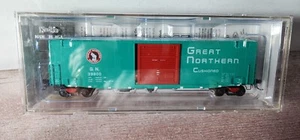 Great Northern RR 50' PS-1 Cushion Underframe Boxcar w 10' door 39800 Kadee 6338 - Picture 1 of 3