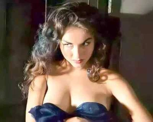 Foto 8x10 Joolie KnewMore foto publicitaria de estrella de cine y TV bastante sexy, última - Imagen 1 de 1