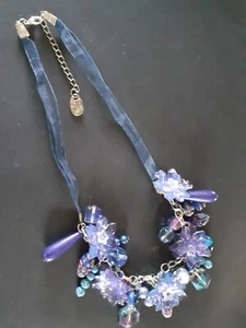 FLOWER NECKLACE STATEMENT LUCITE/GLASS BEADS ADJUSTABLE BLUE MIX HAND THREADED - Picture 1 of 1