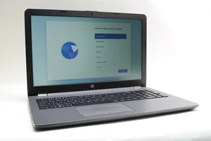 Portátil 15" HP 255 G6, AMD A6-9225 Radeon R4, 8GB, 256GB SSD - Imagen 1 de 16