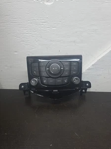 Chevrolet Cruze 2013-2016 panel de control de radio OEM  - Imagen 1 de 5