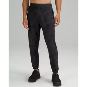 LULULEMON Surge Jogger Shorter Black Camouflage Pants Size XS - Picture 1 of 7