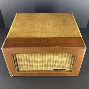 Fonografo portatile vintage RCA Victor 45 giri modello 6-EY-3-A testato e funzionante - Foto 1 di 17