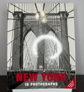 NEW YORK IN PHOTOGRAPHS The Metropolitan Museum of Art - URBAN PHOTOGRAPHY BOOK - Picture 1 of 7