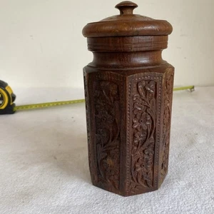 Vintage Teedose aus Holz handgeschnitzt ? Deckeldose aus Holz ? - Bild 1 von 7