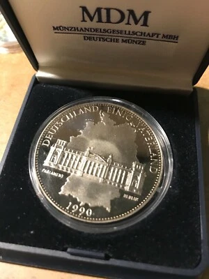 Münze Deutschland 1990 "einig Vaterland"  zur Wiedervereinigung mit Etui - Bild 1 von 4