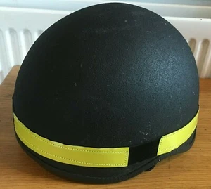 BRAND NEW * YELLOW HI VIZ REFLECTIVE FLUORESCENT RIDING HELMET HAT BAND * - Picture 1 of 2