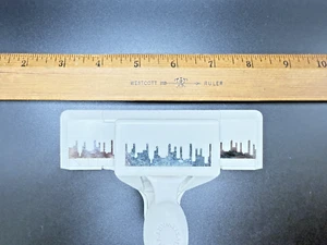 Punzón de papel Martha Stewart Crafts Cityscapes Skyline - 2" 59D-1201O - Imagen 1 de 8