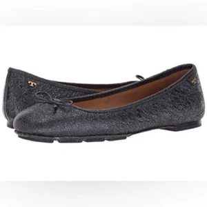 TORY BURCH LAILA 2 DRIVER BALLET FLATS CRINKLE METALLIC LEATHER BLUE BOW SIZE 7 - Picture 1 of 6